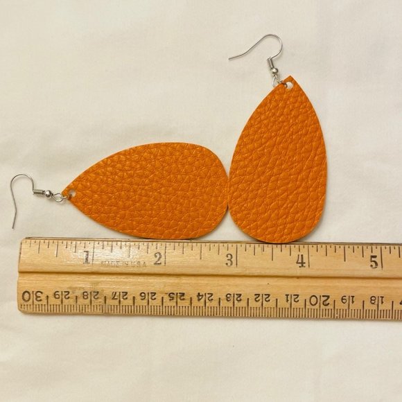 Teardrop Earrings Faux Leather in Bright Orange Textured New Lightweight - Picture 4 of 5